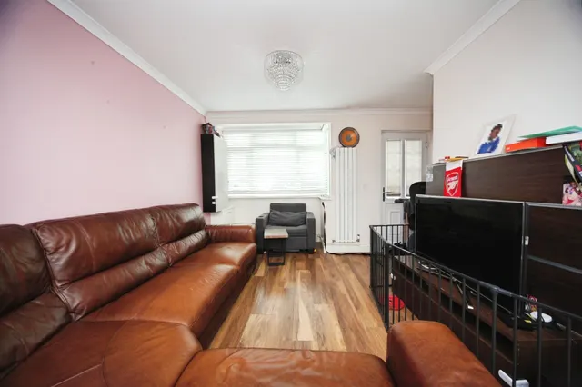 Third Avenue, Luton, LU3, photo 2