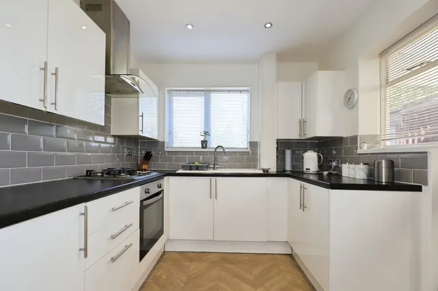 Meldon Drive, Bilston, WV14, photo 3