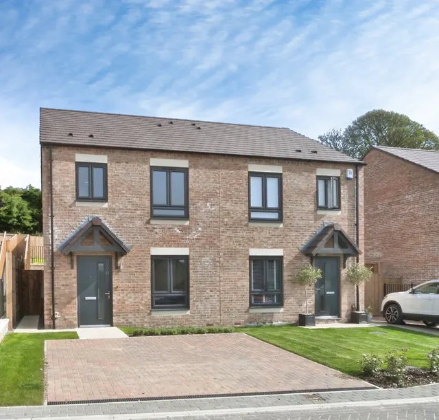 Orchid Gardens, Beckwithshaw, HG3, photo 1