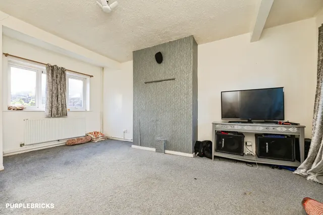 Foxglove Road, Sheffield, S5, photo 2