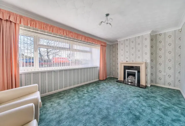 Roundways, Coalpit Heath, BS36, photo 2