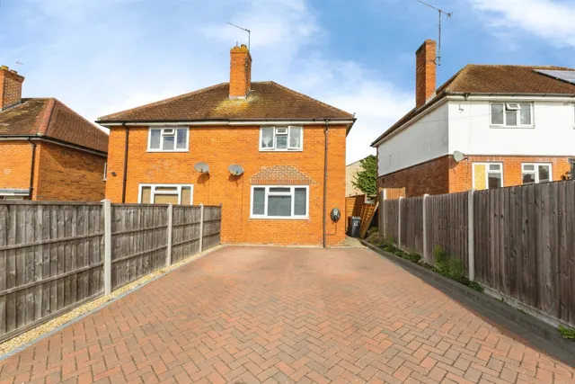 Hartland Road, Reading, RG2, photo 1