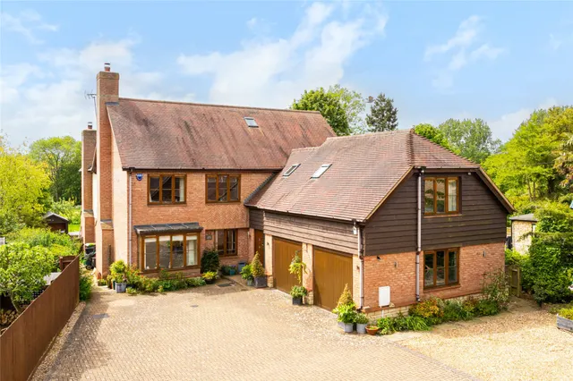 Back Street, Thornborough, MK18, photo 1