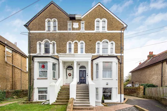 Harefield Road, Uxbridge, UB8, photo 1