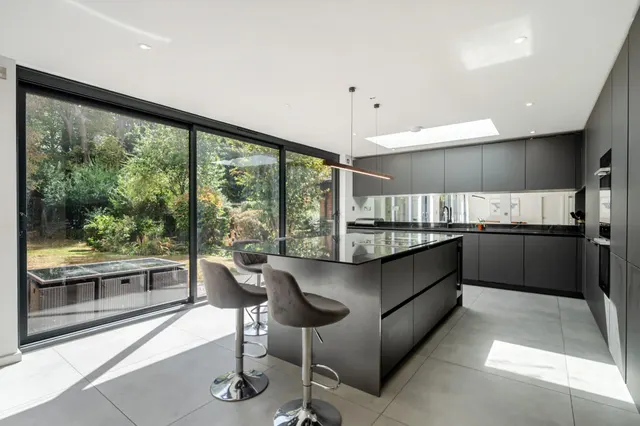 Photo 2 — Gurnells Road, BEACONSFIELD, HP9