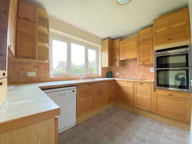 Ripston Road, Ashford, photo 3