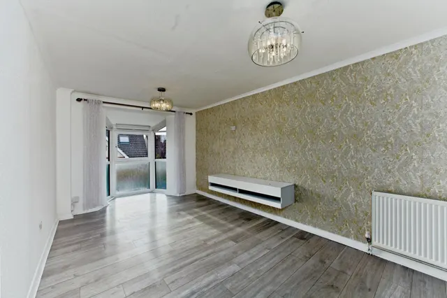 Chipstead Avenue, Thornton Heath, CR7, photo 1
