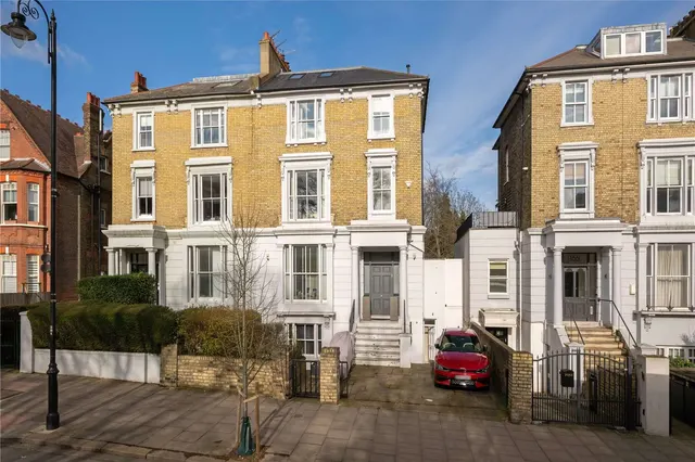 Haverstock Hill, Belsize Park, London, NW3 2AT, photo 1
