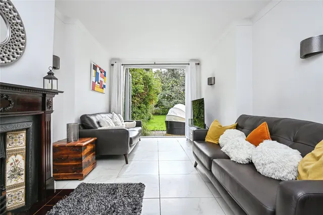 Rosslyn Avenue, Maghull, L31, photo 3