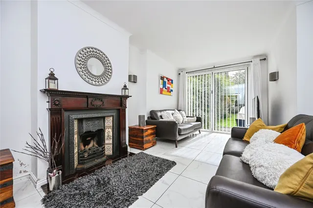Rosslyn Avenue, Maghull, L31, photo 2