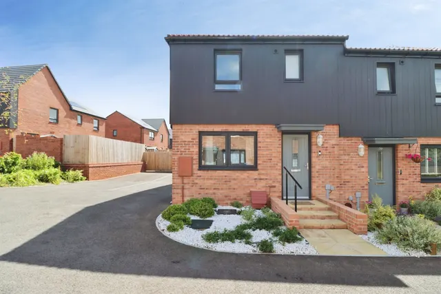 Hutchinson Road, Yate, BS37, photo 1