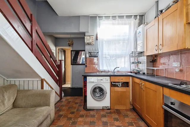 Parkfield Avenue, Manchester, M14, photo 2