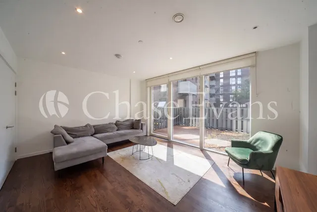 Cedarwood Townhouse, Henry Street, Deptford, London, SE8, photo 1