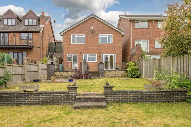 Vale Street, Upper Gornal, DY3, photo 1