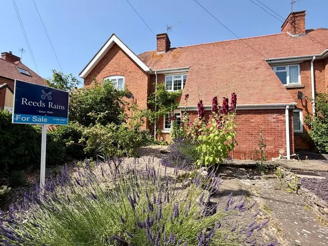 School Lane, Middle Littleton, WR11, photo 1