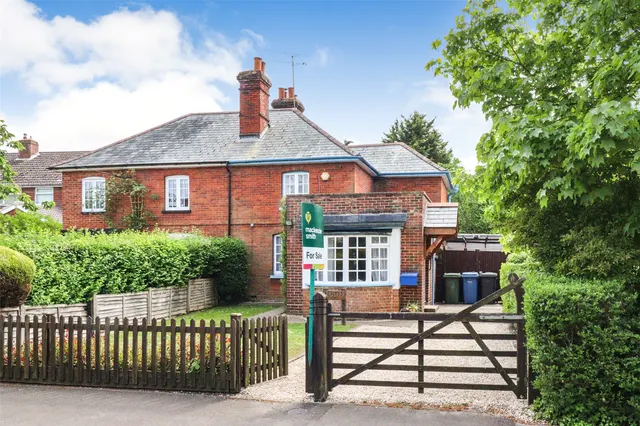 The Street, Crookham Village, Fleet, Hampshire, GU51 5SG, photo 1