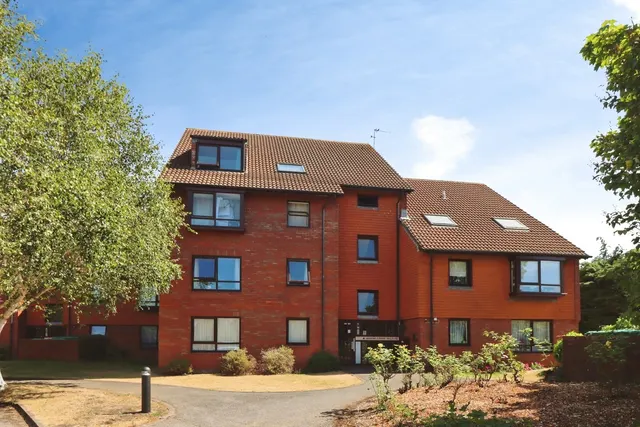 Marina Gardens, Bristol, BS16, photo 1