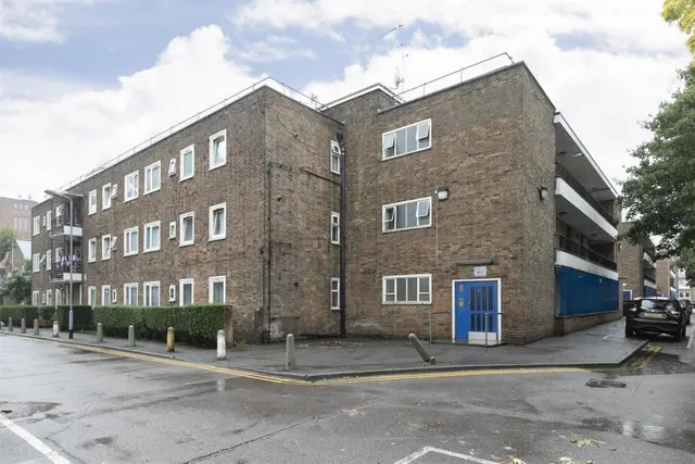 Somerford Grove, London, N16, photo 1
