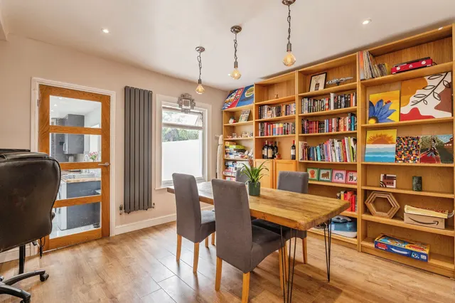 Park Lane, Hornchurch, RM11, photo 2