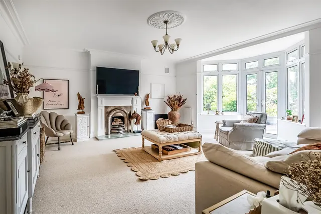 Gatesden Road, Fetcham, KT22, photo 3