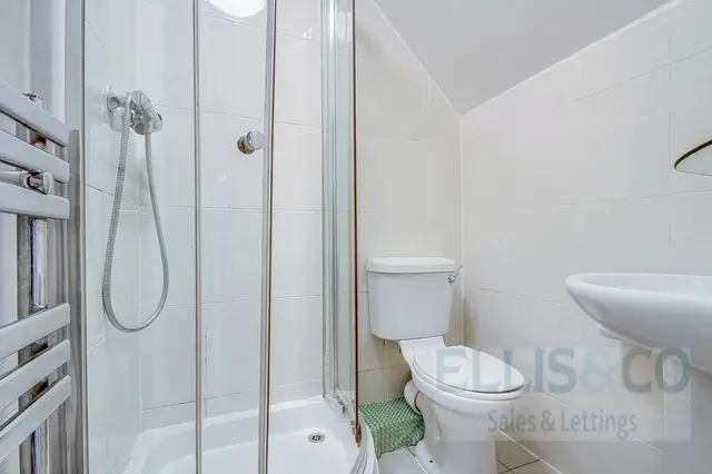 Beaconsfield Road, Southall, UB1, photo 2