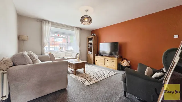Photo 2 — Waun Gron, Rhydyfro, Pontardawe, SA8 4LW