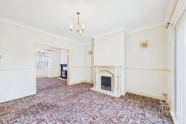 Bradford Road, East Ardsley, WF3, photo 3