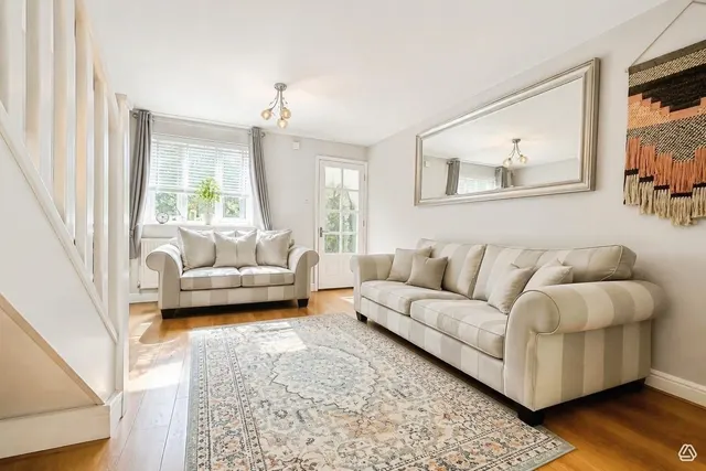 Photo 3 — Westcotts Green, Warfield, Bracknell, Berkshire, RG42 3SG