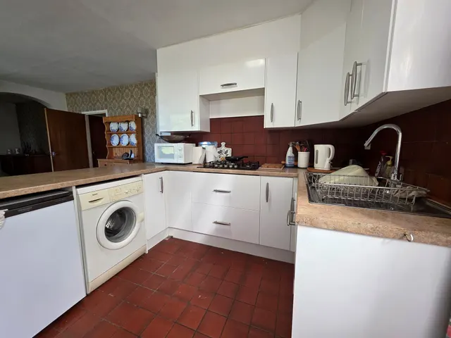 Aylesbury Road, Bierton, HP22, photo 3