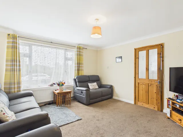 Monmouth Road, Westonzoyland, photo 3