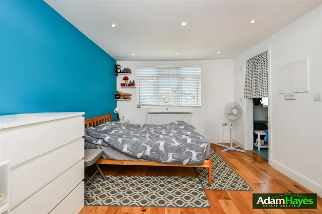 Woodgrange Avenue, North Finchley, N12, photo 3