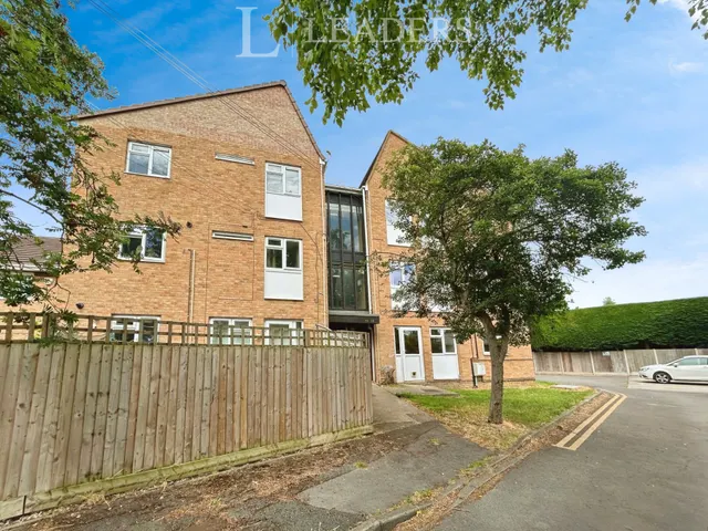 Unwin Road, Cheltenham, GL51, photo 1