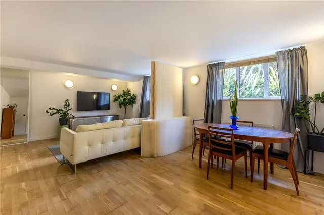 Petersham Road, Richmond, TW10, photo 1