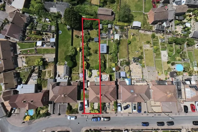 Woodside Avenue, Cinderford, GL14, photo 2