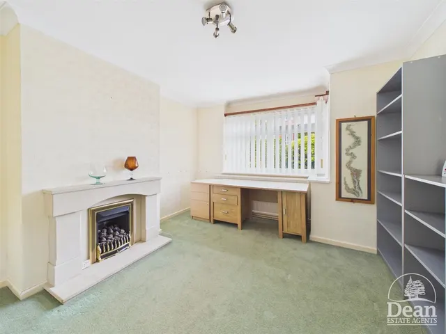 Woodside Avenue, Cinderford, GL14, photo 3
