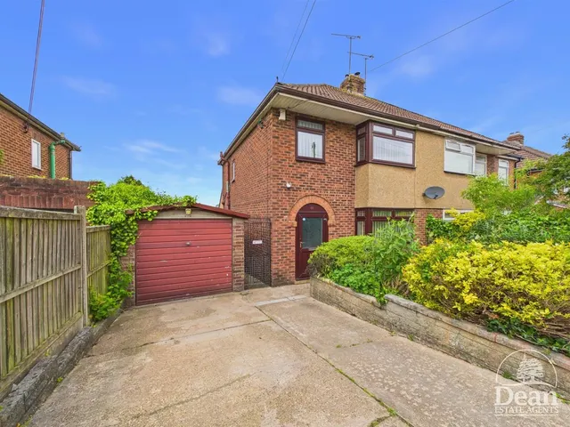 Woodside Avenue, Cinderford, GL14, photo 1