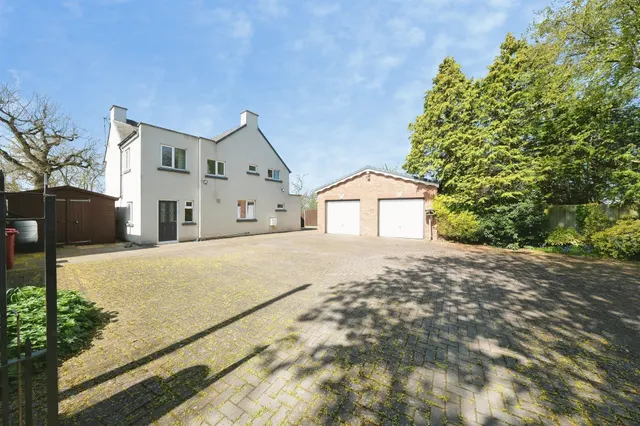 High Street, Clay Cross, S45, photo 3