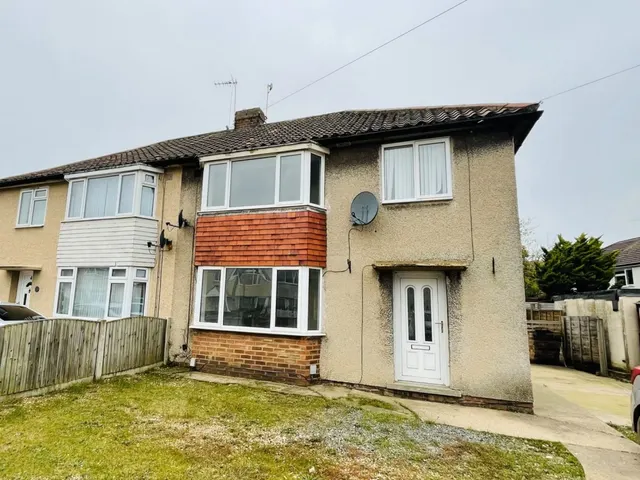 Churchill Drive, Newark, photo 1
