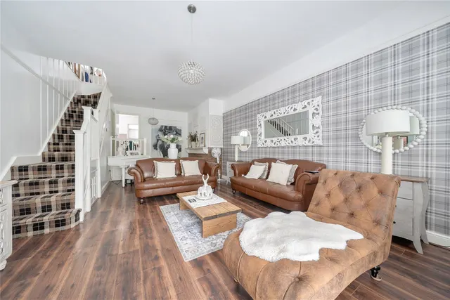 Photo 2 — Mount Pleasant, Biggin Hill, Westerham, TN16