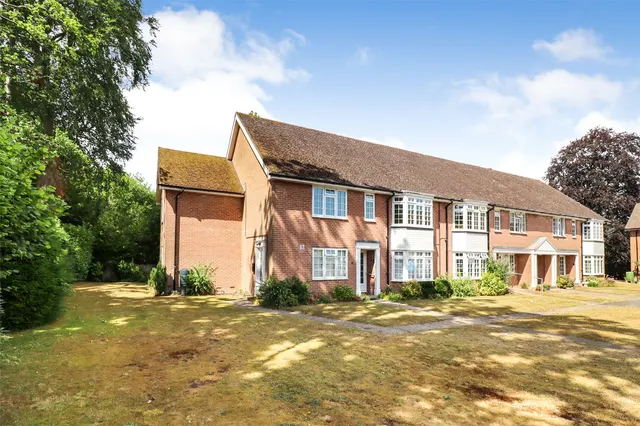 Heathfield Court, Fleet, Hampshire, GU51 5DX, photo 1