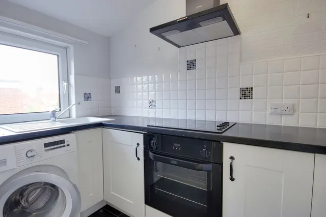 Highgate Court, Beverley, HU17, photo 2