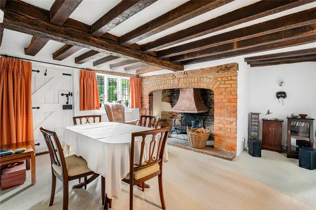 Oxford Road, Woodcote, RG8, photo 3