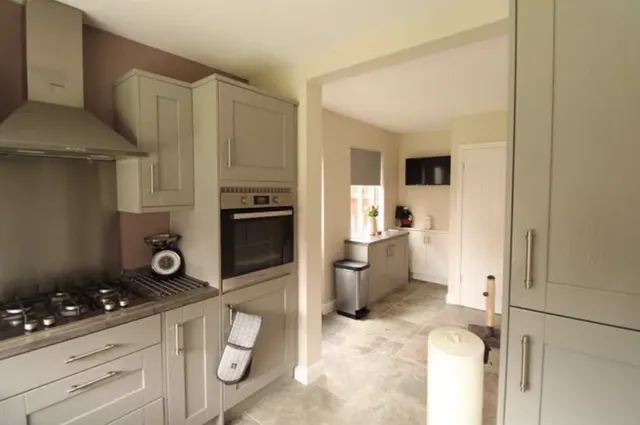 Friezland Lane, Walsall, WS8, photo 2