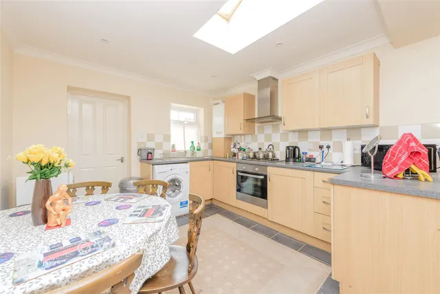 Mill Road, Gillingham, ME7, photo 2
