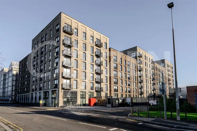 Ordsall Lane, Salford, M5, photo 1