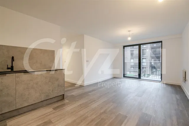 Ordsall Lane, Salford, M5, photo 2