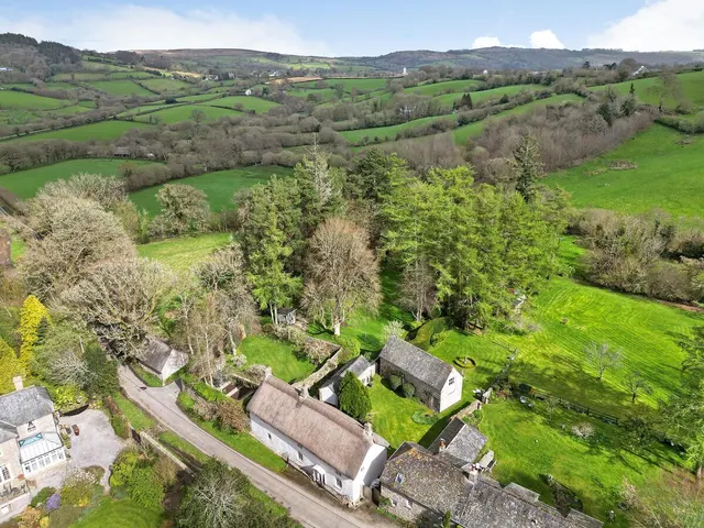 Moretonhampstead, Newton Abbot, TQ13, photo 2