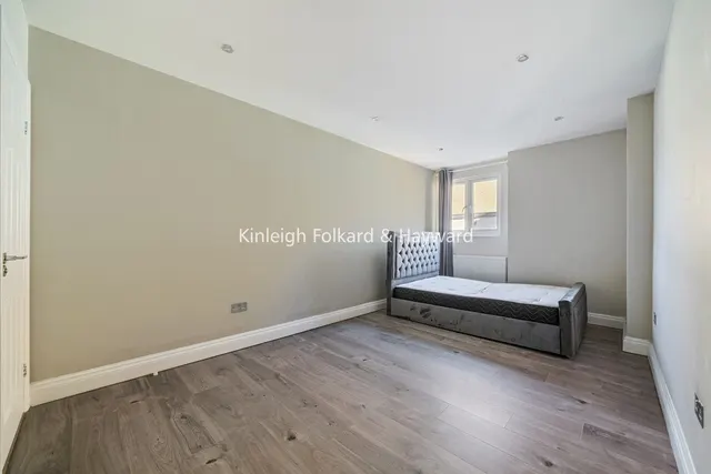 Gipsy Road, London, SE27, photo 3