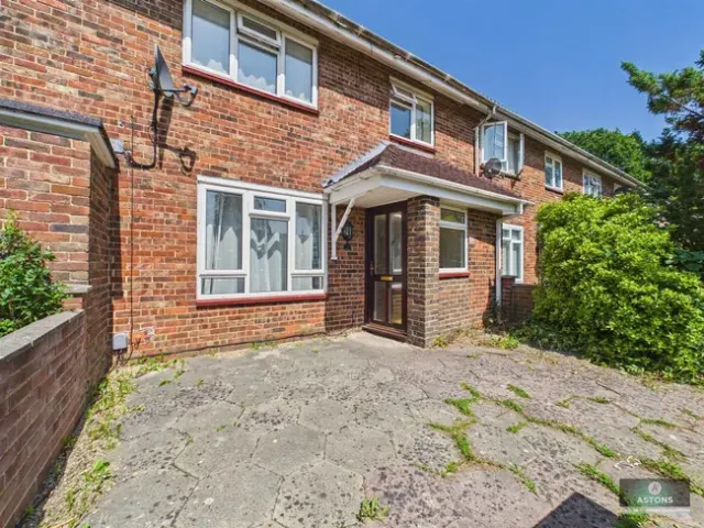 Coney Close, Langley Green