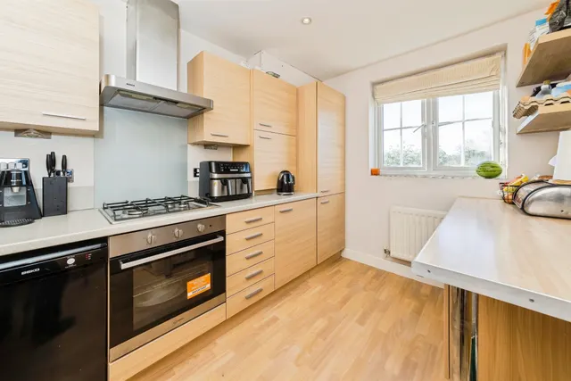Highbank, Haywards Heath, photo 1